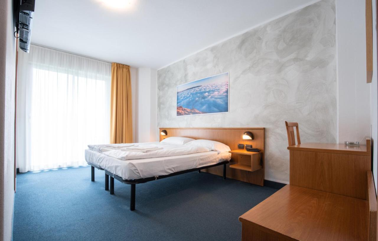 Panoramic Hotel San Carlo Ledro Molina di Ledro Szoba fotó